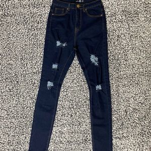 Boohoo Ripped Jeans| Size: 2